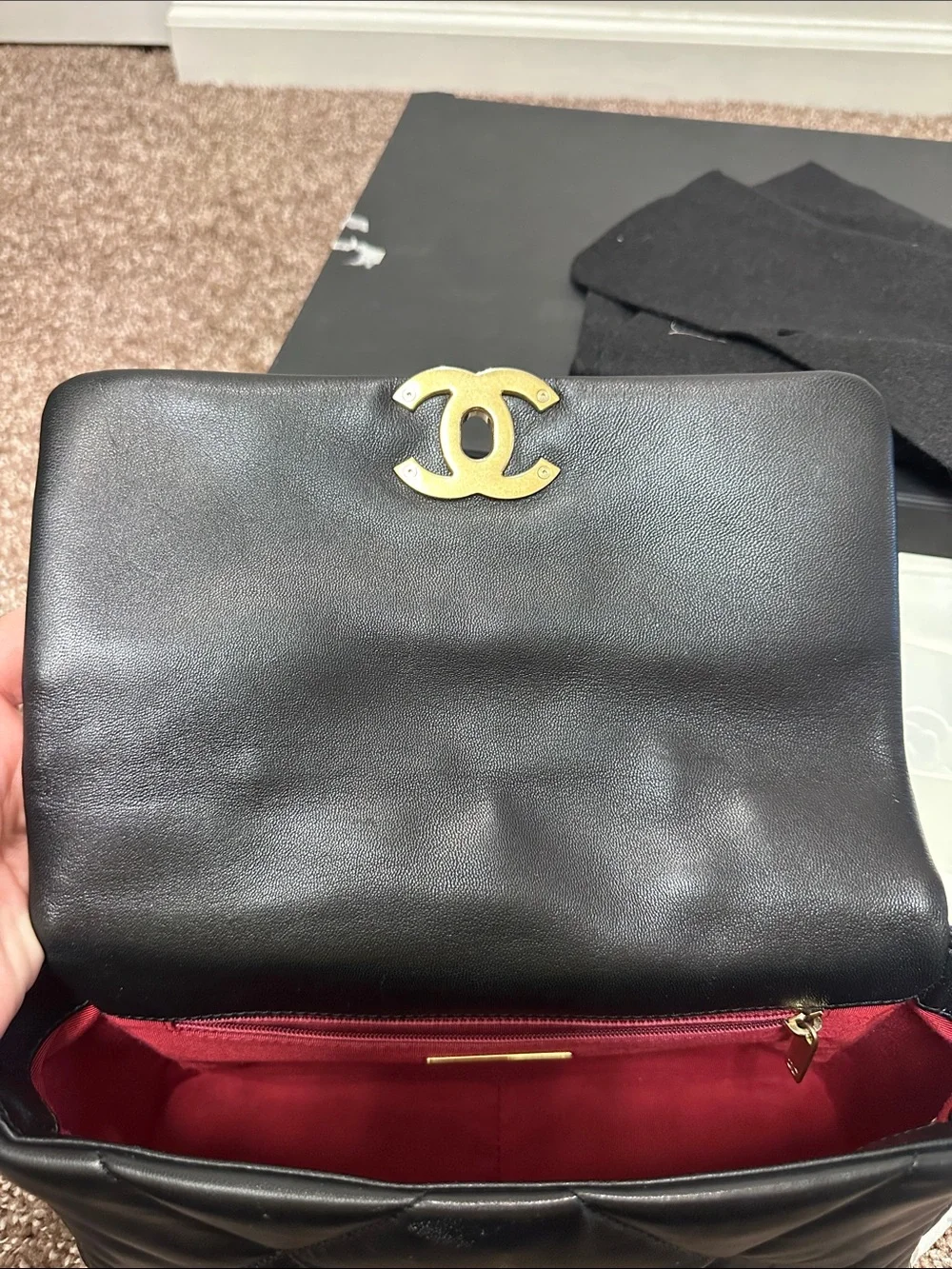 Chanel 19 small goatskin